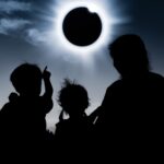 O eclipsă totală de soare poate fi „ascultată” în timp real